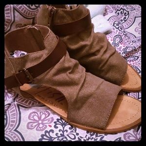 Olive green Blowfish sandals